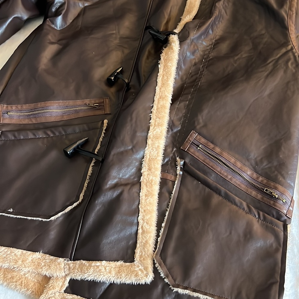 Beautiful jacket - Picture 6 of 6